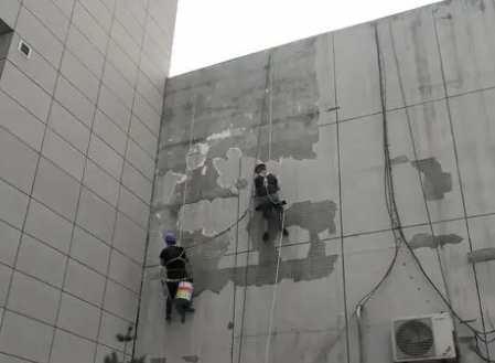 丹东楼顶漏水维修公司分享下丹东外墙防水的注意事项